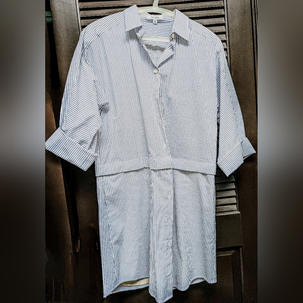 Vetta XS convertible cuff sleeve striped white blue shirtdress lined button down